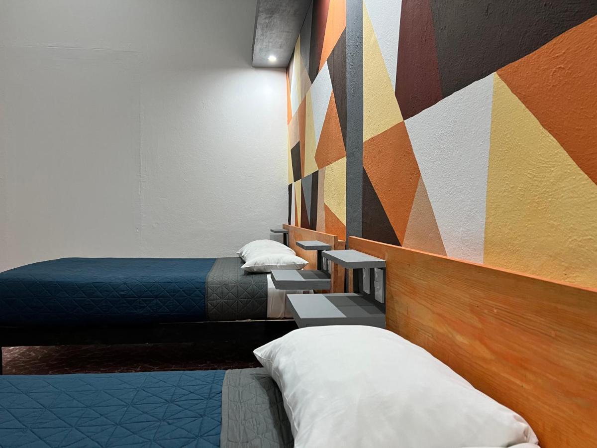 モレリア Casa Aura Bed & Breakfast エクステリア 写真