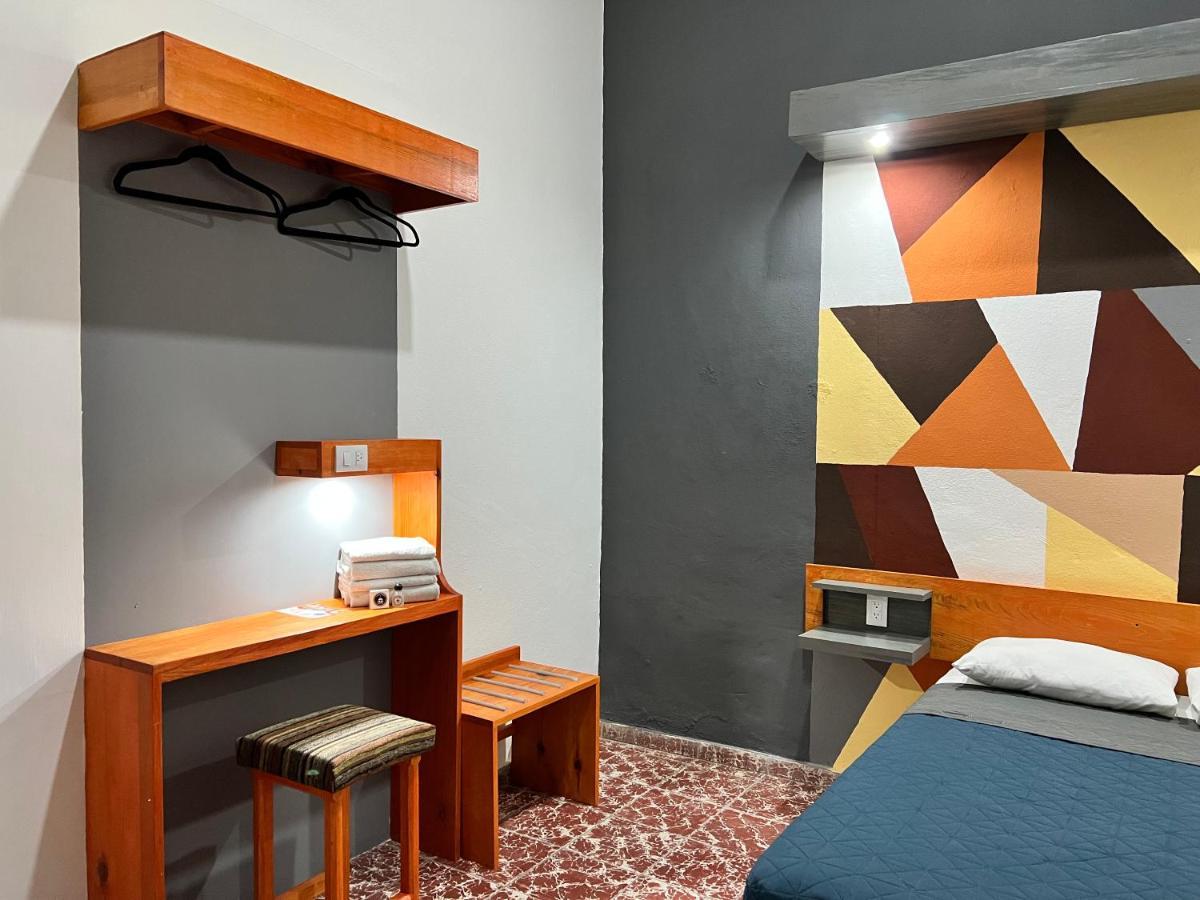 モレリア Casa Aura Bed & Breakfast エクステリア 写真