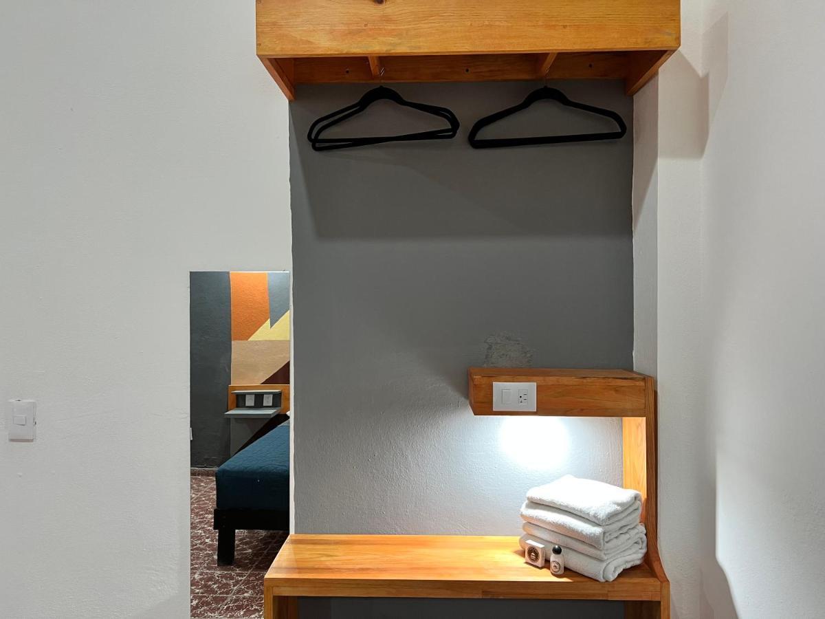 モレリア Casa Aura Bed & Breakfast エクステリア 写真