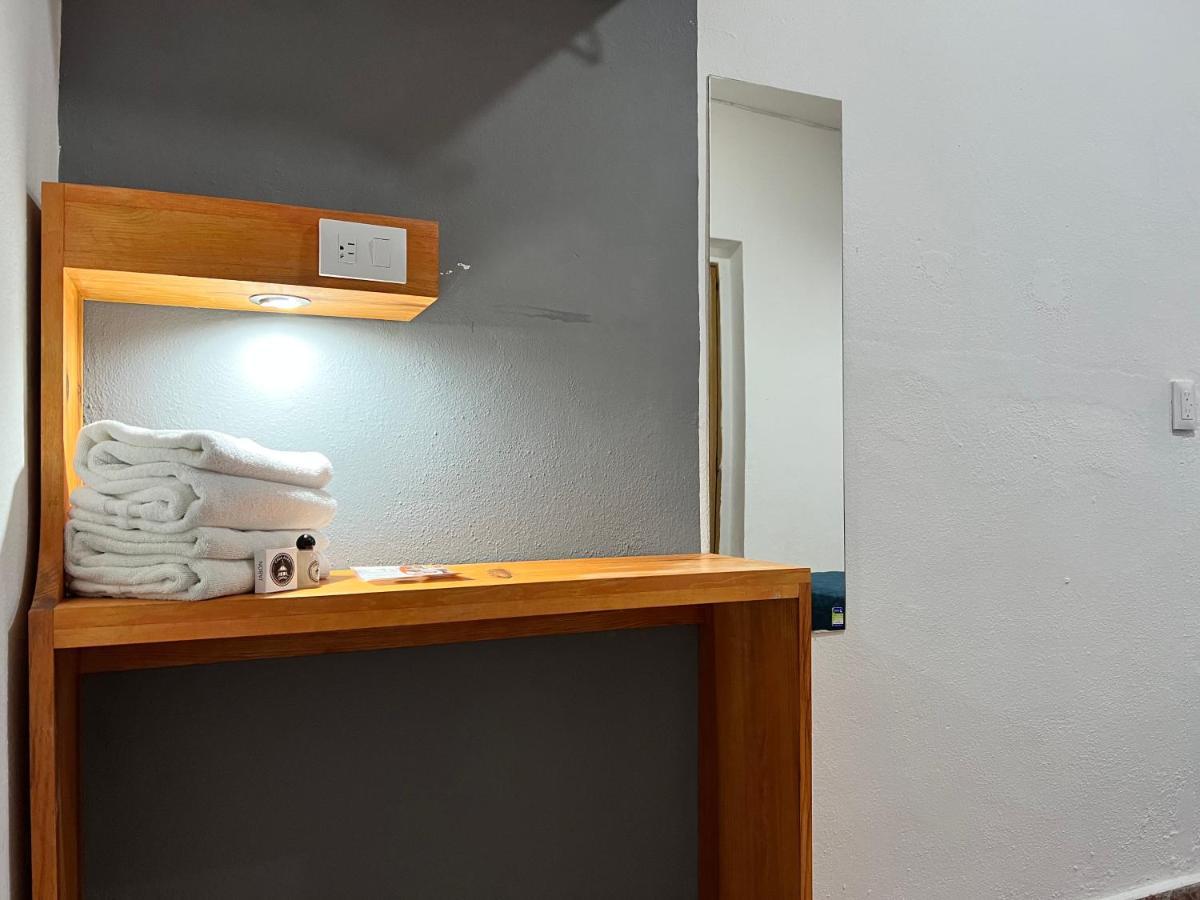 モレリア Casa Aura Bed & Breakfast エクステリア 写真